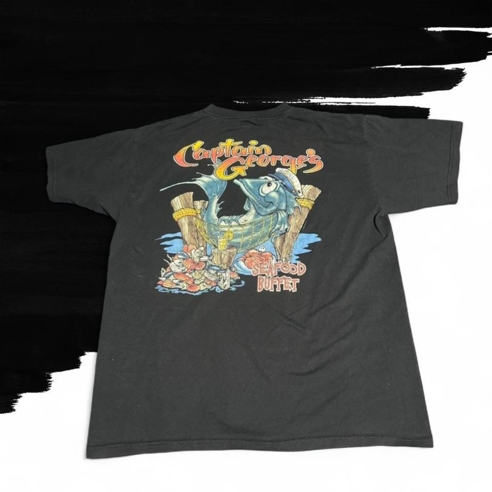 Vintage Captain George's black seafood buffet Tee